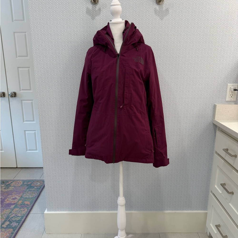 North Face. Women's ThermoBall™ Snow Triclimate® Jacket- SMALL
